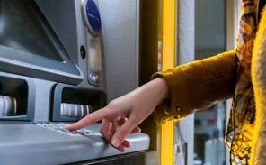 Μηδενίζονται όλες οι χρεώσεις μέσω του διατραπεζικού συστήματος ΔΙΑΣ